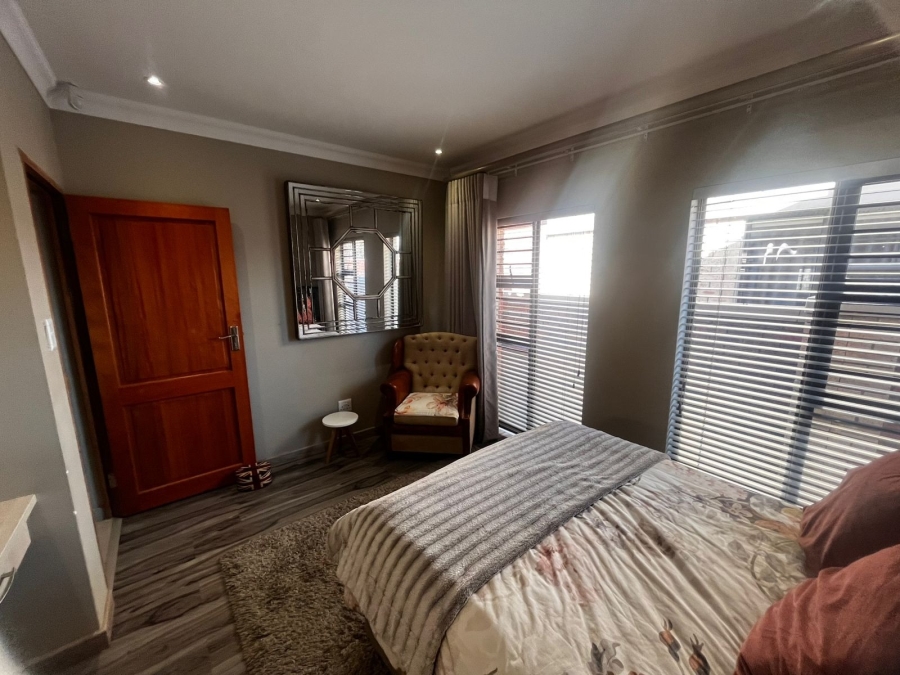 To Let 3 Bedroom Property for Rent in Vyfhoek A H North West
